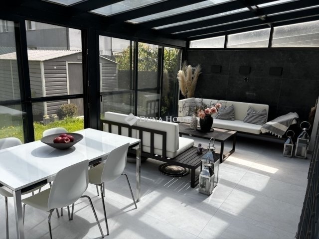 Eladó ikerház, Budapesten, XVIII. kerületben 189 M Ft, 4 szobás