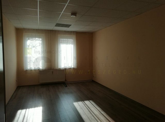 Kiadó iroda, Szegeden 45 E Ft / hó / költözzbe.hu