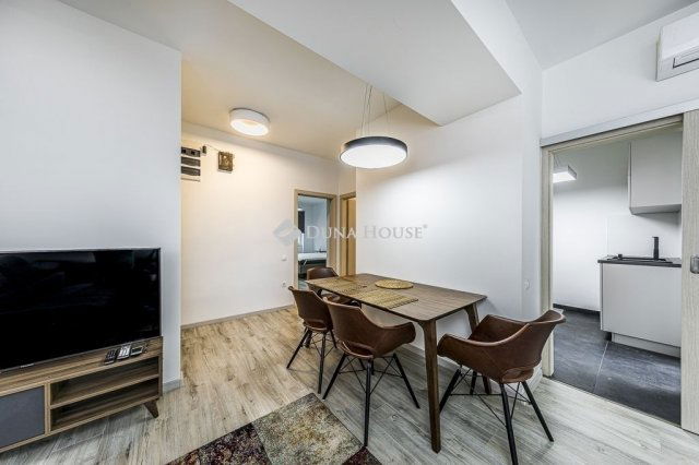 Eladó téglalakás, Budapesten, XIV. kerületben 72.5 M Ft