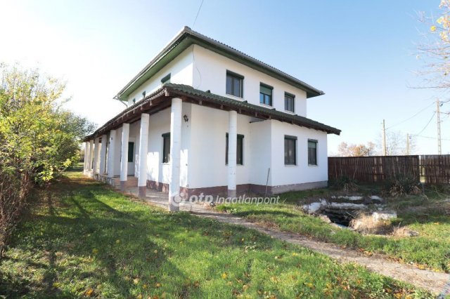 Eladó családi ház, Ráckevén 89.9 M Ft, 6 szobás