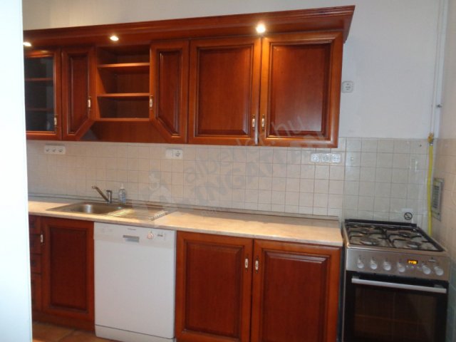 Kiadó téglalakás, albérlet, VI. kerületben, Weiner Leó utcában