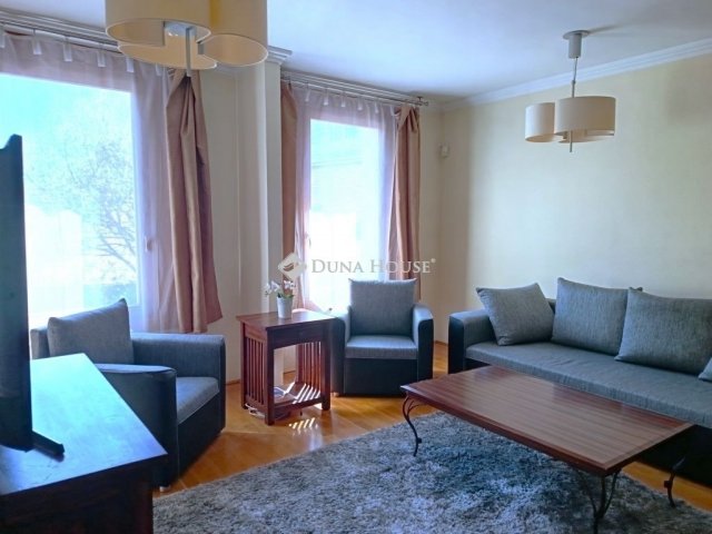 Eladó téglalakás, Budapesten, I. kerületben 95 M Ft, 1 szobás