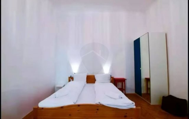 Eladó téglalakás, Budapesten, V. kerületben 79.9 M Ft, 1 szobás