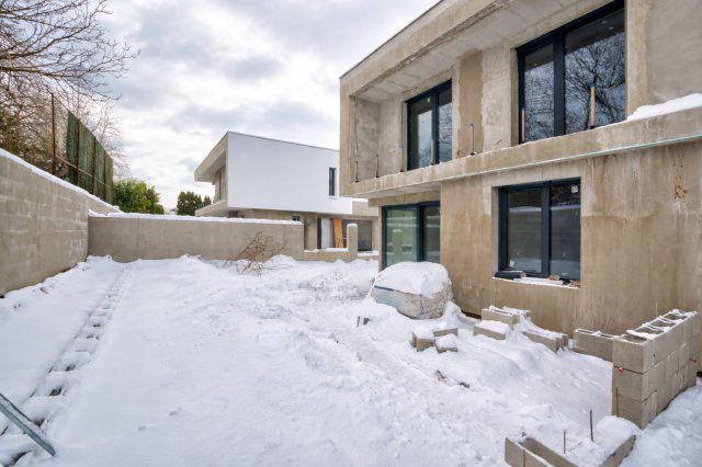 Eladó ikerház, Biatorbágyon 218 M Ft, 5+2 szobás