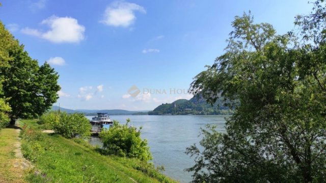 Eladó sorház, Nagymaroson 51.9 M Ft, 1 szobás