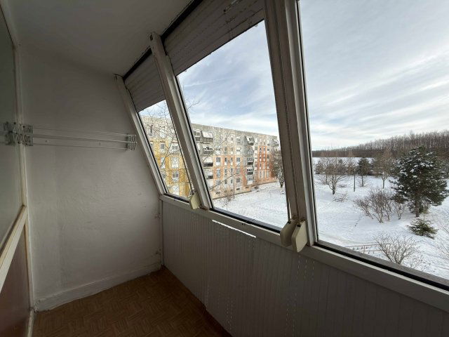 Eladó panellakás, Komlón, Hegyhát utcában 19.9 M Ft, 2 szobás