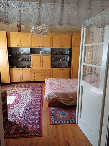 Eladó családi ház, Pilisvörösváron 85 M Ft, 3 szobás
