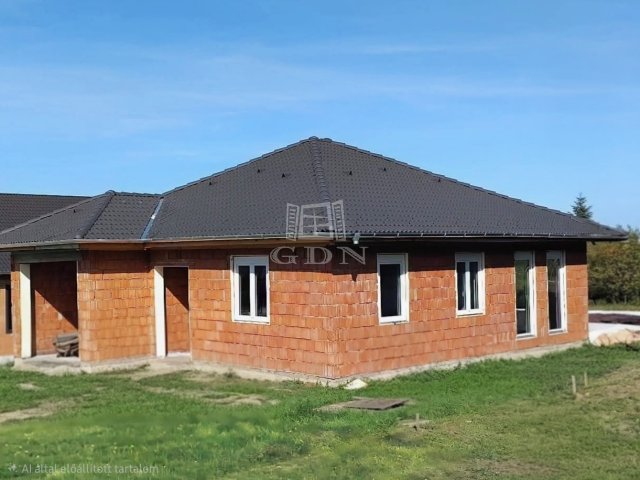 Eladó családi ház, Zalaegerszegen 139 M Ft, 4 szobás