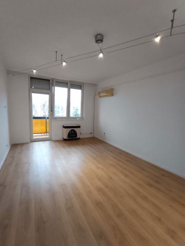 Eladó téglalakás, Kecskeméten, Lunkányi János utcában