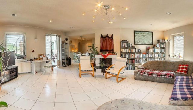 Eladó téglalakás, Budapesten, XVI. kerületben 215 M Ft, 6 szobás