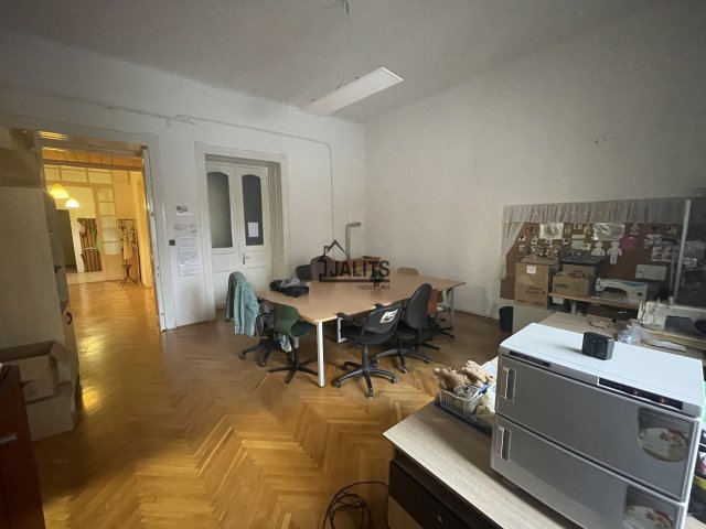 Kiadó téglalakás, albérlet, VII. kerületben, Damjanich utcában
