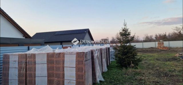 Eladó telek, Szegeden 35.3 M Ft / költözzbe.hu