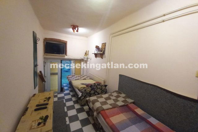 Kiadó téglalakás, albérlet, Pécsett, Ady Endre utcában