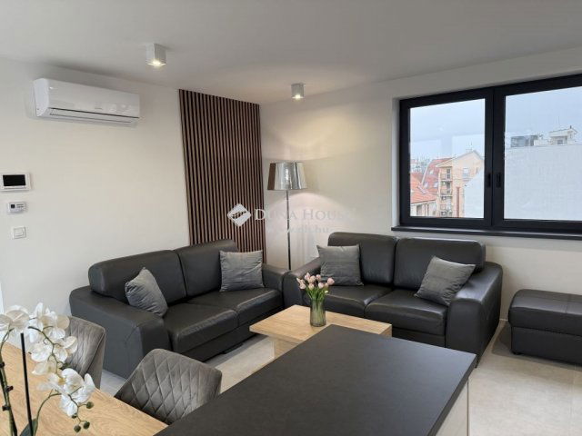 Kiadó téglalakás, albérlet, Debrecenben 370 E Ft / hó, 3 szobás