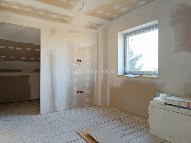 Eladó családi ház, Kecskeméten 29.9 M Ft, 4 szobás