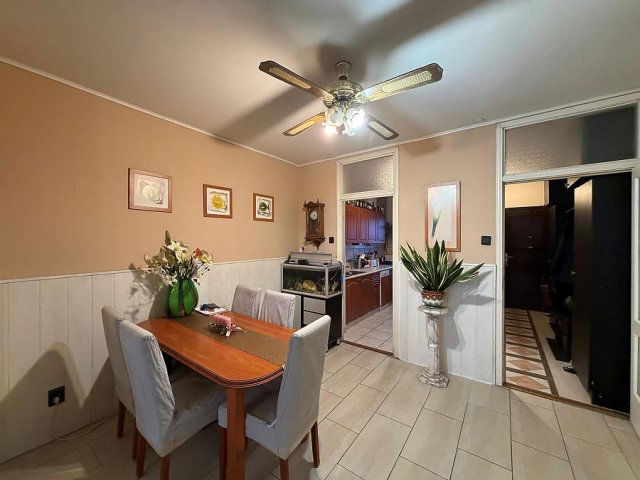 Eladó téglalakás, Budapesten, XI. kerületben 100 M Ft, 3 szobás