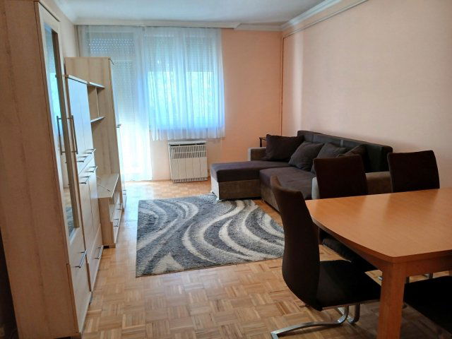 Kiadó téglalakás, albérlet, Debrecenben 200 E Ft / hó, 2 szobás