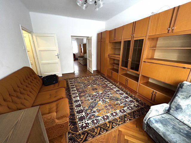 Eladó téglalakás, Szegeden 58.9 M Ft, 2+1 szobás