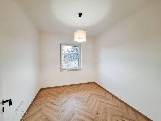 Eladó ikerház, Monoron 107 M Ft, 5 szobás / költözzbe.hu