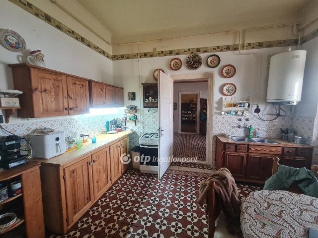 Eladó családi ház, Nagytályán 75 M Ft, 3 szobás