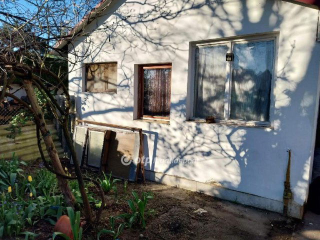 Eladó családi ház, Budapesten, XXII. kerületben 75 M Ft