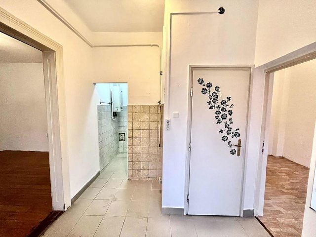 Eladó ikerház, Budapesten, XV. kerületben 49 M Ft, 1+1 szobás