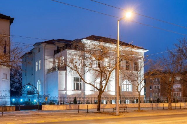 Eladó téglalakás, Budapesten, XIV. kerületben 199 M Ft, 2 szobás
