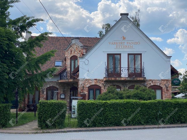 Eladó hotel, Miskolcon 950 M Ft, 14 szobás / költözzbe.hu