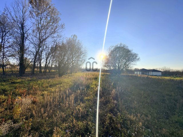 Eladó telek, Szadán 67.5 M Ft / költözzbe.hu