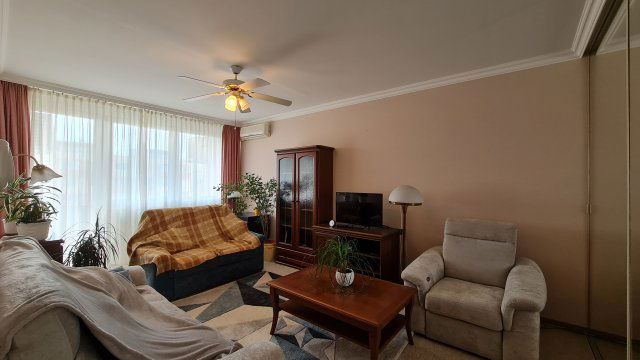 Eladó panellakás, Dunaújvárosban, Római körúton 34.9 M Ft