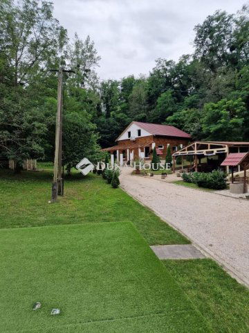 Eladó családi ház, Bakonyszentlászlón 155 M Ft, 5 szobás