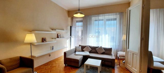 Kiadó téglalakás, albérlet, Budapesten, V. kerületben, 2 szobás