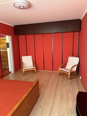 Kiadó panellakás, albérlet, Dunaújvárosban 110 E Ft / hó