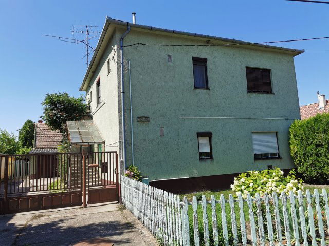 Eladó családi ház, Kalocsán 21.9 M Ft, 2+1 szobás