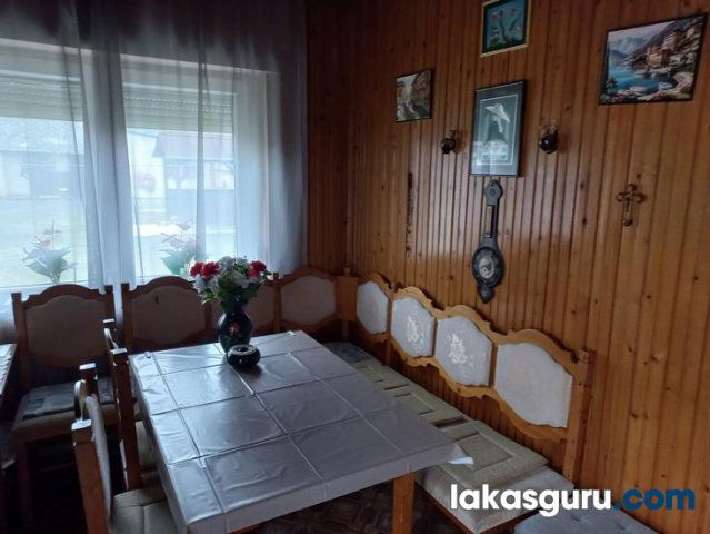 Eladó családi ház, Zalaegerszegen 63 M Ft, 4 szobás