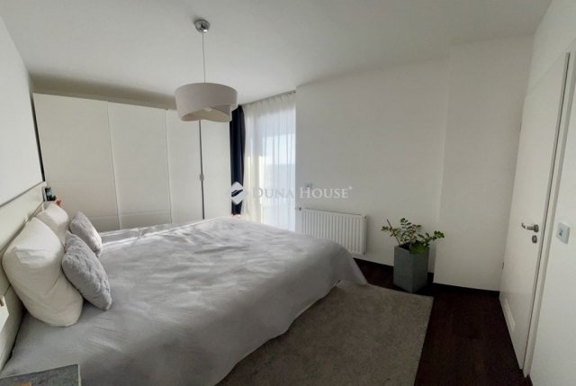 Eladó téglalakás, Budapesten, IV. kerületben 186.5 M Ft