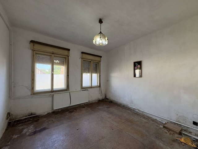 Eladó családi ház, Miskolcon 20.9 M Ft, 2 szobás