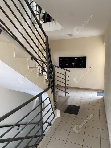Eladó téglalakás, Mosonmagyaróváron 52.99 M Ft, 2 szobás