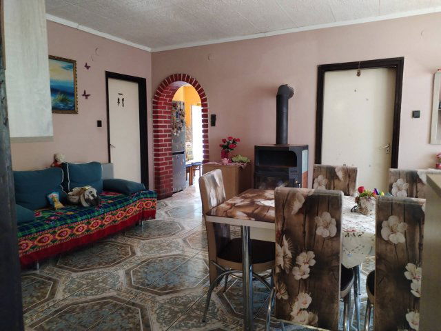 Eladó családi ház, Nemesdéden 36.9 M Ft, 5+1 szobás