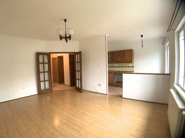 Kiadó téglalakás, albérlet, II. kerületben, Nyúl utcában