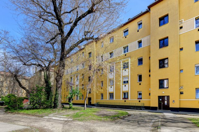 Eladó téglalakás, Budapesten, XIV. kerületben 64.9 M Ft