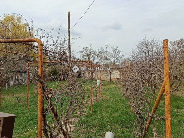 Eladó nyaraló, Szegeden, Mandarin utcában 16.7 M Ft, 2 szobás