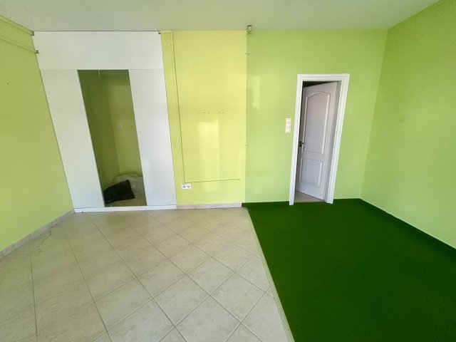 Eladó üzlethelyiség, Dabason 36.9 M Ft / költözzbe.hu