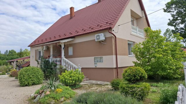 Eladó családi ház, Külsővaton 54 M Ft, 4 szobás