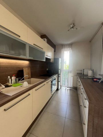 Kiadó téglalakás, albérlet, Pécsett, Klimó György utcában