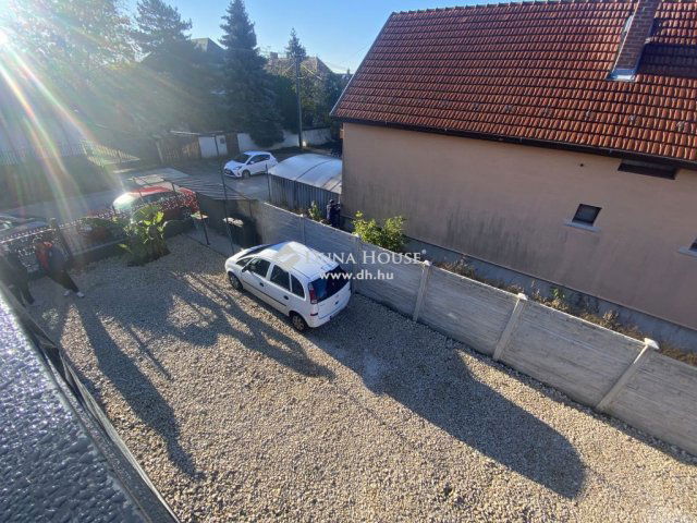 Eladó családi ház, Fóton 220 M Ft, 6 szobás