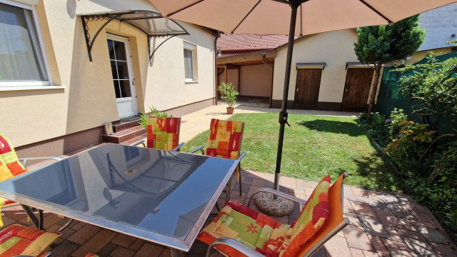 Kiadó családi ház, albérlet, Győrött 350 E Ft / hó, 3 szobás