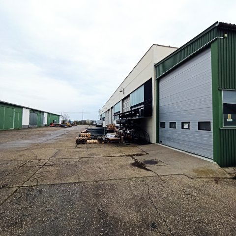 Eladó ipari ingatlan, Szolnokon 638.4 M Ft / költözzbe.hu