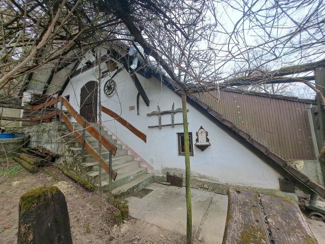 Eladó családi ház, Pilisen 11.9 M Ft, 3 szobás