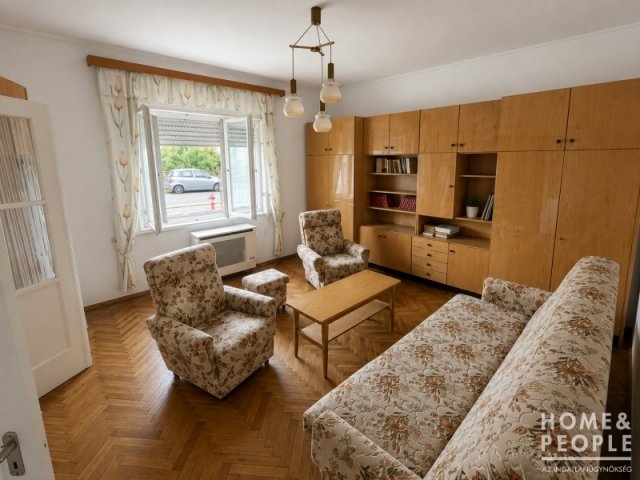 Eladó családi ház, Mórahalmon 46 M Ft, 3 szobás